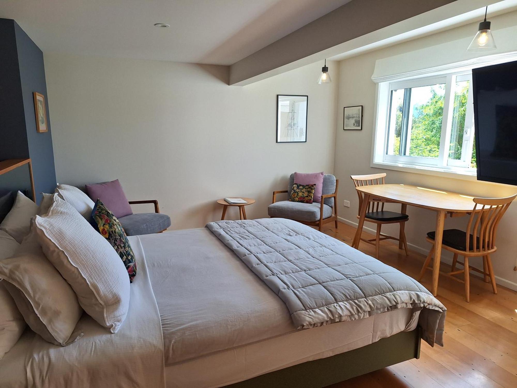 Kowhai Studio -Private Opposite Golf Course In Central Ванака Экстерьер фото